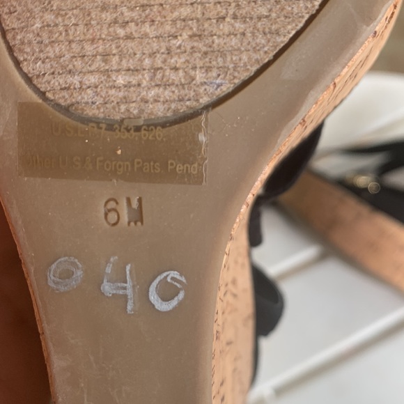 Guess Wedges - Picture 6 of 6